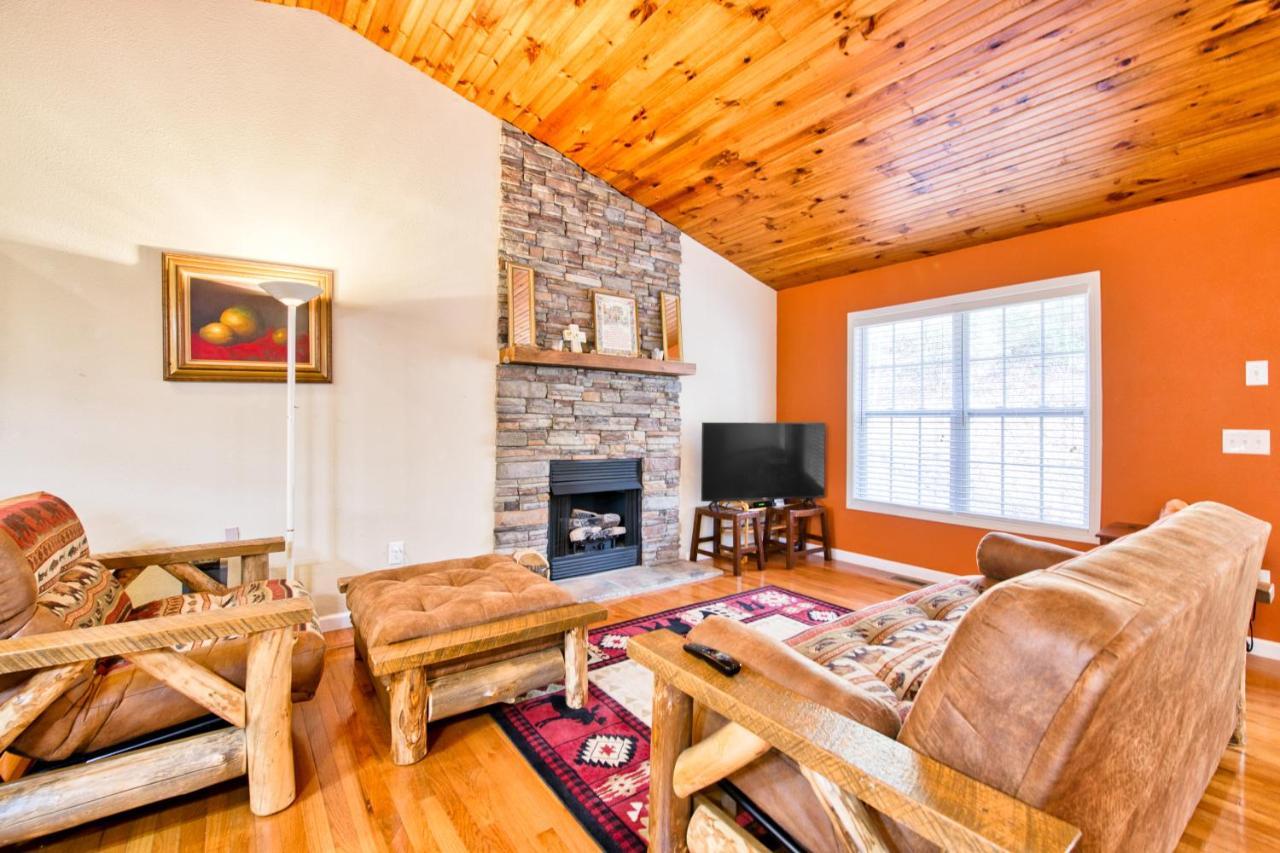 Trimont Mountain Cottage Франклин Экстерьер фото