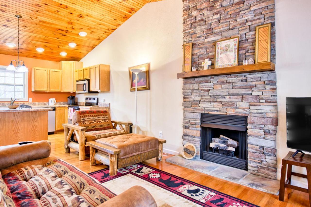 Trimont Mountain Cottage Франклин Экстерьер фото